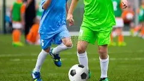 白敬亭携手上官喆打造联名品牌，商标注册涵盖服饰鞋帽皮革制品领域